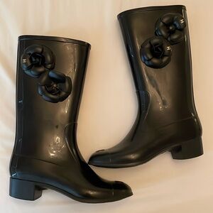 CHANEL Rubber Camellia Rain Boots